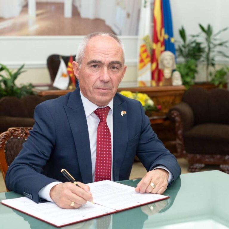 Коњановски за случајот со наставникот Стефан Поповски – дадов налог до општинскиот инспектор за образование да ги провери наводите изнесени од страна на наставникот